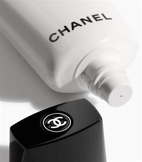 chanel primer reviews.